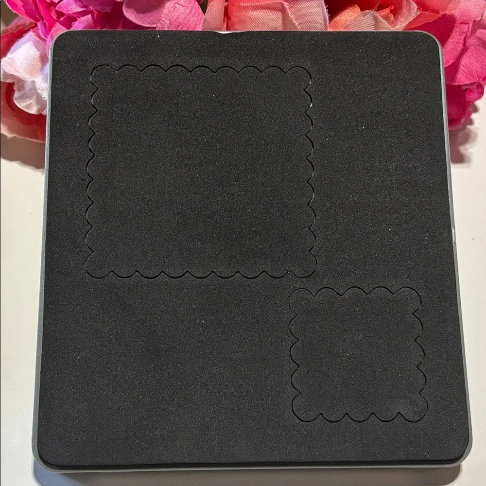 Sizzix Stampin Up! SIZZIX BIGZ Scallop SQUARES DUO